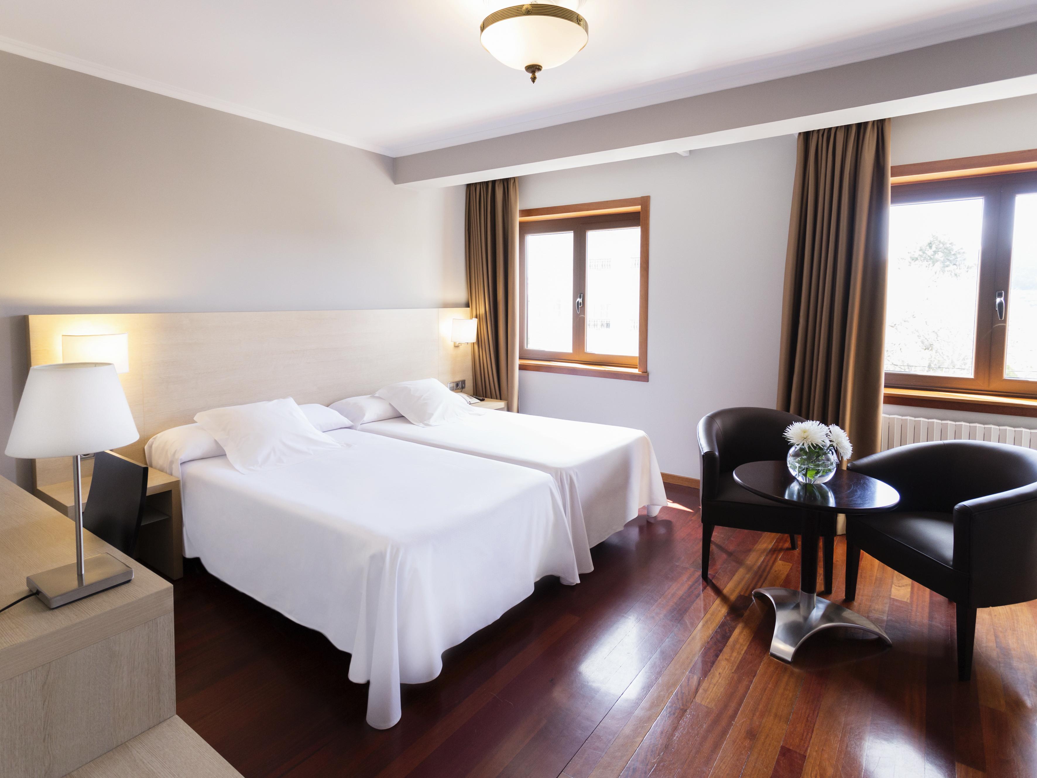 Hotel Valencia Ferrol Exterior photo