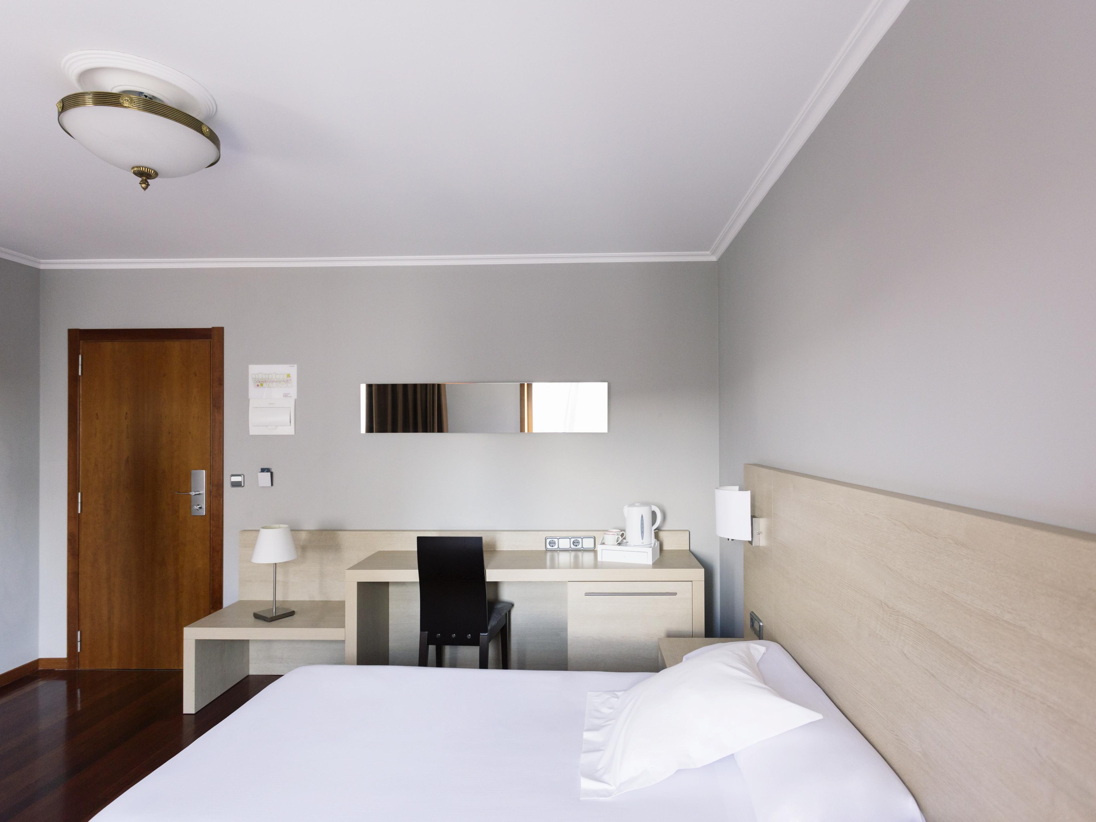Hotel Valencia Ferrol Exterior photo